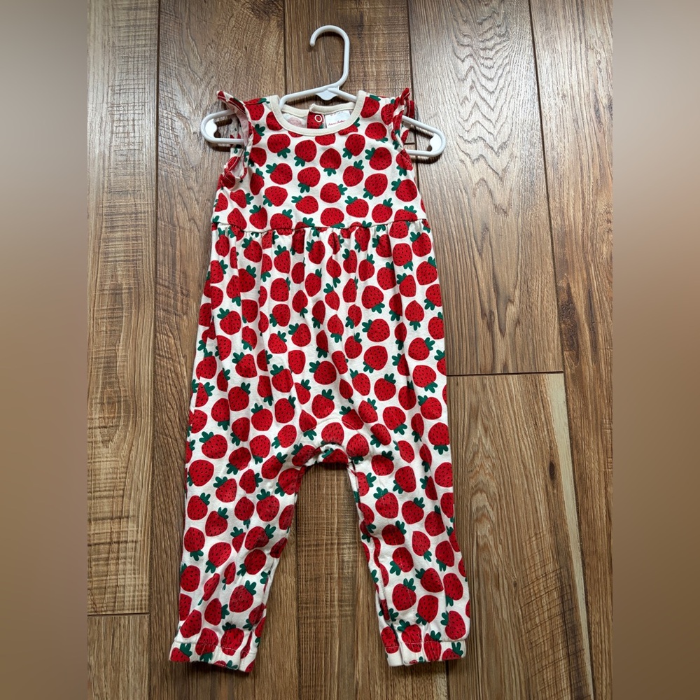 Hanna Andersson Baby Flutter Sleeve Romper — Strawberry Jam | 85cm / 2T
